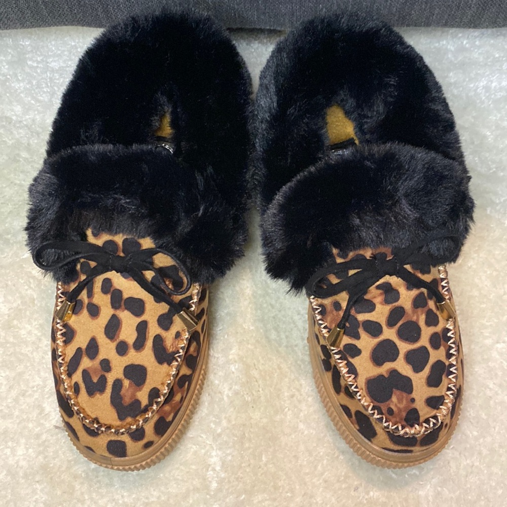 Women’s Journee Collection Slippers